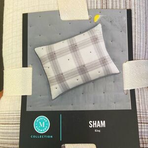 - Martha Stewart Collection Tufted
Plaid Quilted King Sham,
20in X 36” Grey